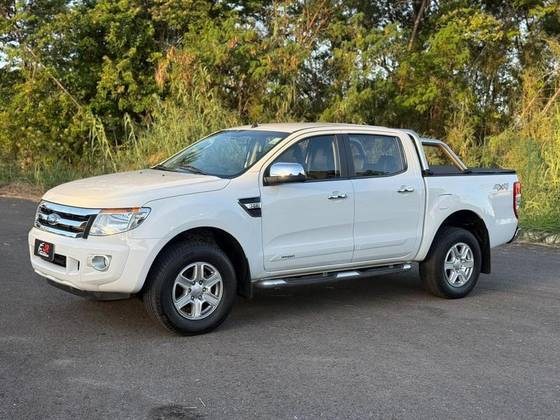 FORD RANGER 3.2 XLT 4X4 CD 20V DIESEL 4P AUTOMÁTICO FORD RANGER 3.2 XLT 4X4 CD 20V DIESEL 4P AUTOMÁTICO